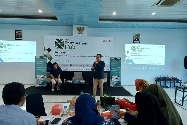 Suasana pelatihan di acara peluncuran Entrepreneur Hub oleh tim dari Kompas.com di Solo, Jumat (11/8/2023)