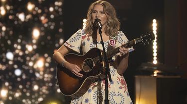 Hannah Harper Juara American Idol 2026, Kisah Depresi Pascapersalinannya Bikin Haru