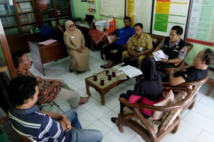 Pertemuan digelar di sekolah terkait kasus persingkuhan di lingkungan sekolah pada hari Kamis (14/9/2017)