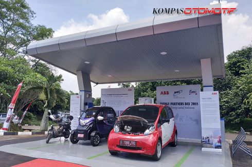 PLN Mau Bangun Fasilitas Fast Charging di Pusat Keramaian