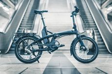 Sepeda Lipat Pedelec, untuk Menjelajahi Kota Tanpa Kehabisan Tenaga