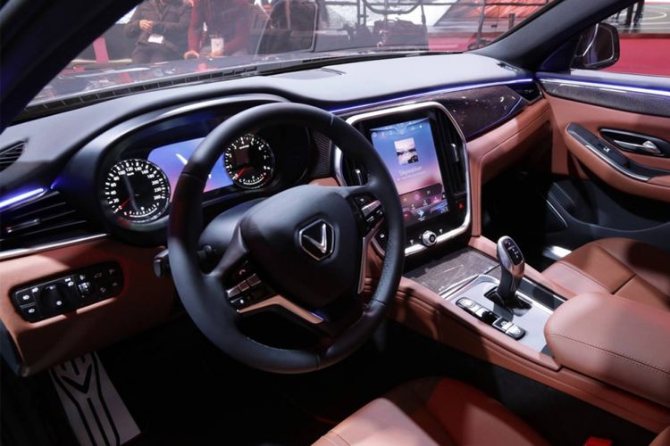 Vinfast, merek kendaraan premium dari Vietnam, memperkenalkan produknya pertama kali di Paris Motor Show 2018