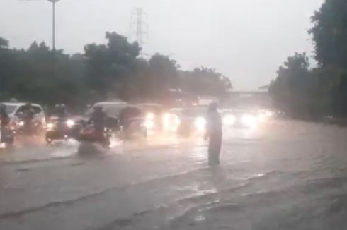 Jakarta Diprediksi Hujan Deras, Wajib Batasi Kecepatan Berkendara