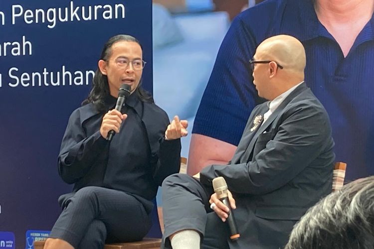 Presenter Dave Hendrik dalam acara peluncuran tensimeter Omron SF Series di Jakarta Selatan, Rabu (20/5/2026).