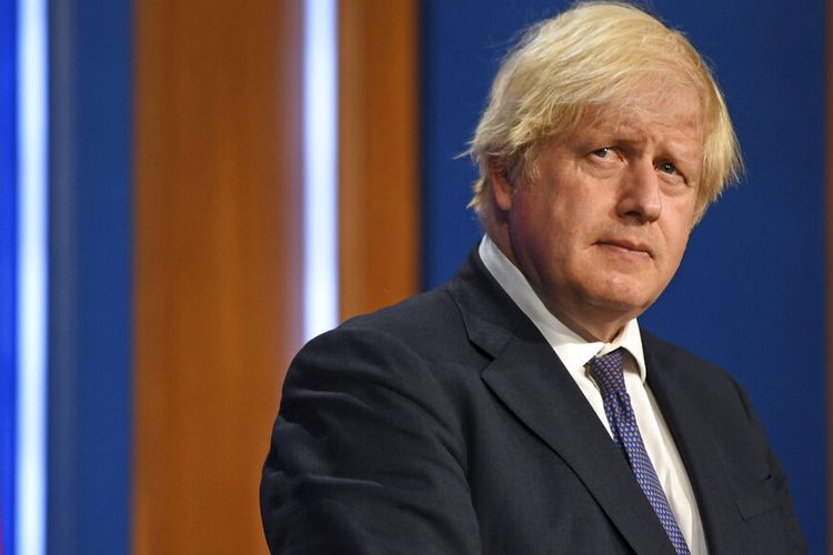 Perdana Menteri Inggris Boris Johnson berbicara selama konferensi pers di Downing Street, London.