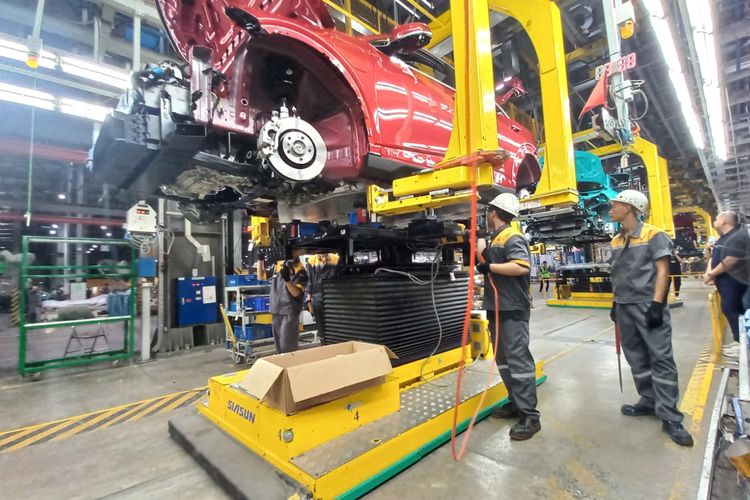 Kunjungan ke pabrik VinFast di Vietnam