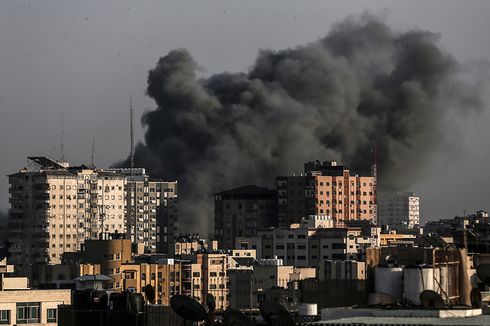 Pesawat Tempur Israel Hantam  Pertahanan Hamas di Jalur Gaza