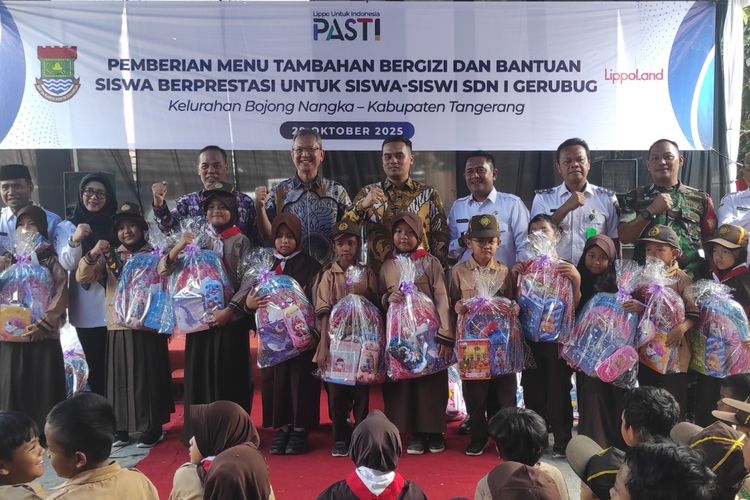 Sebanyak 170 murid berprestasi juga mendapat apresiasi khusus berupa tas, buku, dan perlengkapan sekolah dari TMD Lippo Land. 