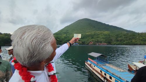 Impian Ganjar dan Keteduhan di Banda Neira