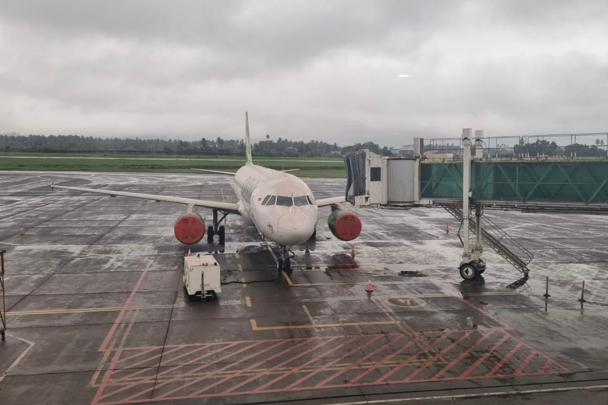 Terdampak Aktivitas Gunung Ruang, Bandara Sam Ratulangi Kembali Ditutup