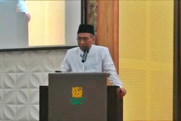 KH Yahya Cholil Staquf, Ketua Umum Pengurus Besar Nahdlatul Ulama, saat menjadi keynote speaker seminar nasional Menafsirkan Kembali Gagasan Fiqih Peradaban dalam Perspektif Geopolitik Islam di UIN Sunan Kalijaga Yogyakarta.