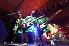 Rocket Rockers: Kalau Pakai Baju Pasien Biasanya yang Salah Jadi Benar