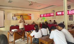 Sosialisasikan 4 Pilar Kebangsaan ke Pelajar SMK di Denpasar, Anggota Komisi VI Sampaikan Pesan Ini
