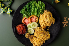 Resep Ayam Kremes Renyah Tahan Lama, Cocok untuk Buka Puasa