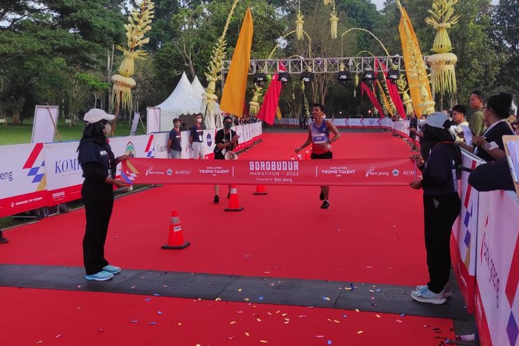 Borobudur Marathon 2022: Fadhil Juara Young Talent Putra