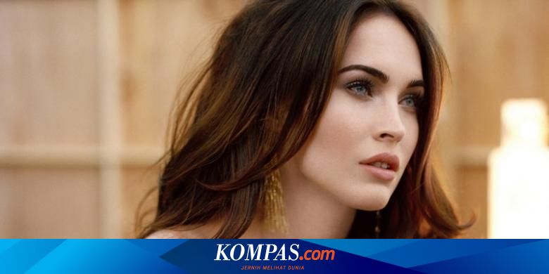Megan Fox Dan Machine Gun Kelly Resmi Pacaran