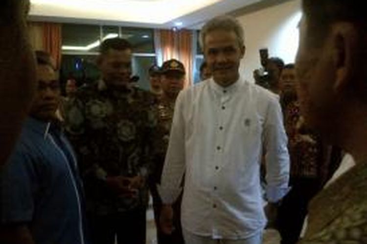 Gubernur Jateng Ganjar Pranowo saat meninjau perayaan Natal 2015, Kamis (24/12/2015) malam