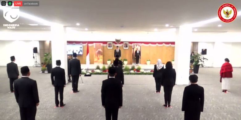 Konsulat Jenderal Republik Indonesia Los Angeles (KJRI LA) menggelar upacara peringatan hari ulang tahun (HUT) ke-75 RI dan aubade secara virtual melalui platform Zoom dan Facebook Live. Upacara dan aubade digelar di Auditorium KJRI LA, Senin (17/8/2020) waktu setempat.