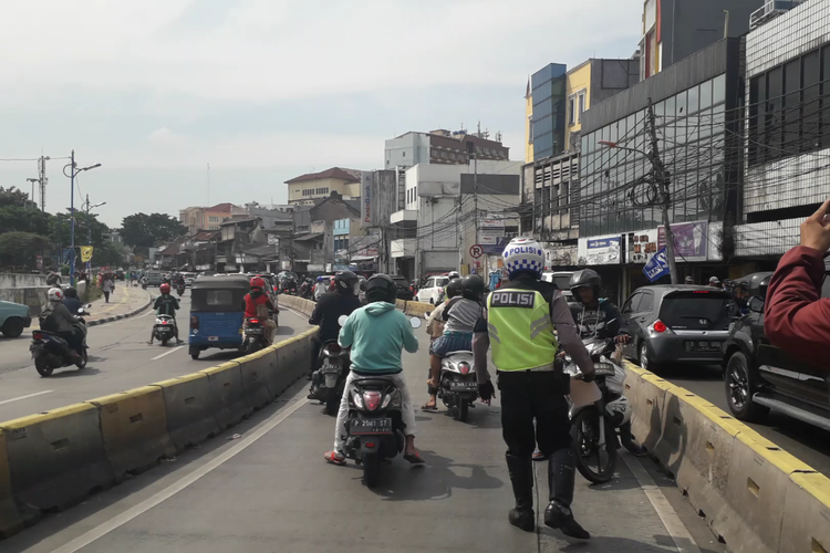 Ingat Lagi Soal Denda Tilang Jika Terobos Jalur TransJakarta