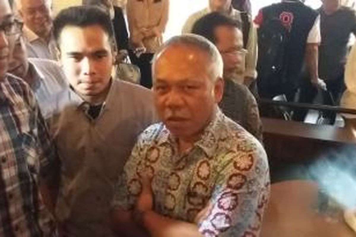 Menteri Pekerjaan Umum dan Perumahan Rakyat Basuki Hadimuljono, saat ditemui seusai menjadi narasumber dalam forum diskusi Teraskita di FX Life Style Center, Jakarta, Sabtu (25/4/2015).