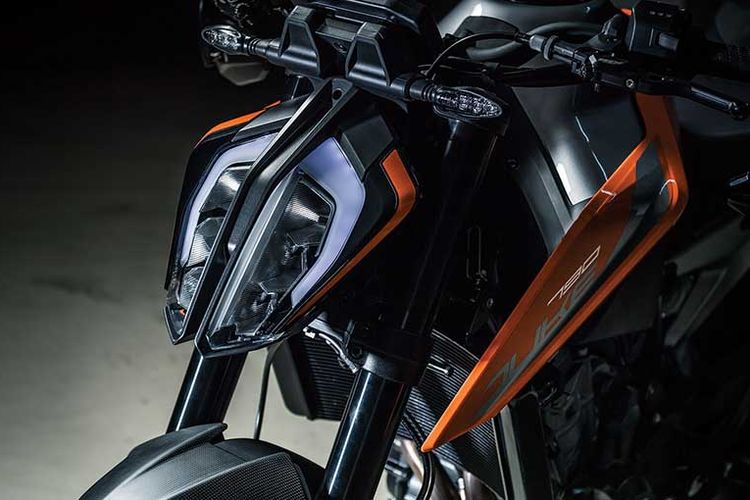 KTM Duke 790