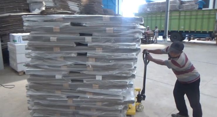 Bawaslu Temukan Logistik Pemilu Lama di Gudang KPU Semarang