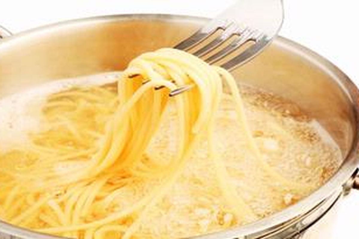 Perhatikan waktu merebus pasta agar teksturnya tetap kenyal dan nikmat disantap