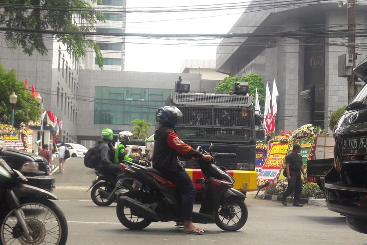 Penampakan Penjagaan di Gedung DPRD, Gambir,  Jakarta Pusat, Senin (26/8/2019).