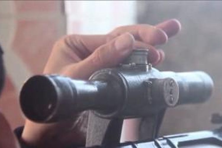 Aksi sniper ISIS dalam video terbaru yang dirilis kelompok itu ke dunia maya.