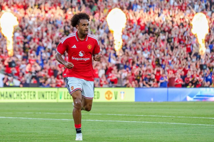 Hasil Man United Vs Leeds 1-1: Zirkzee Cetak Gol, Trafford Memesona