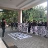 Mahasiswa Demo di Depan Rektorat UNY, Desak Perbaikan Sistem Tata Kelola UKT
