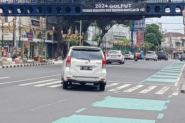 Kawasan Kayutangan, Jalan Jenderal Basuki Rahmat, Kota Malang, Jawa Timur beberapa waktu lalu. 