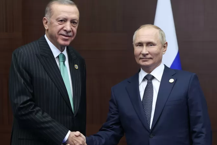 Presiden Turkiye Erdogan telah membangun hubungan yang akrab dengan Presiden Rusia Vladimir Putin.