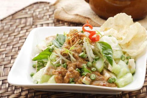 8 Daftar Makanan Khas Jawa Barat, Salah Satunya Karedok