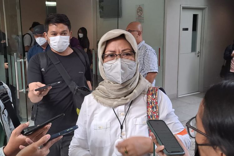 Peneliti Pusat Riset Politik BRIN Siti Zuhro saat ditemui di Hotel Amaris Juanda, Jakarta Pusat, Minggu (23/10/2022). 