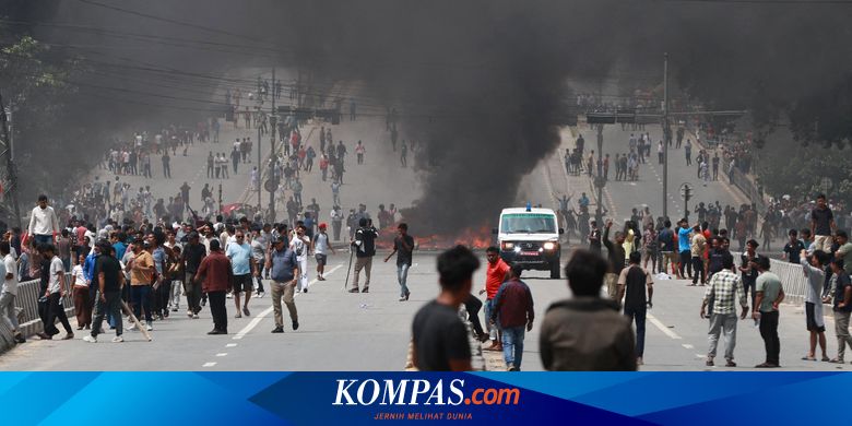 Istri Mantan PM Nepal Tewas Saat Rumahnya Dibakar Demonstran