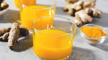 7 Manfaat Minum Air Kunyit untuk Kesehatan