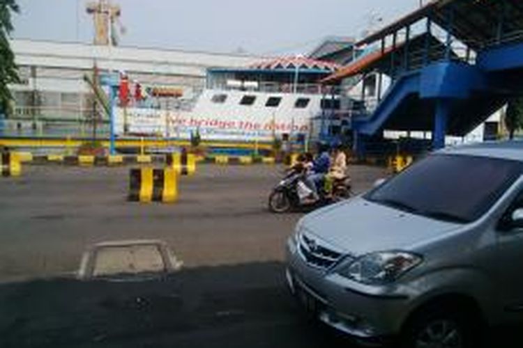 Pelabuhan Penyeberangan Ujung-Kamal sepi penumpang