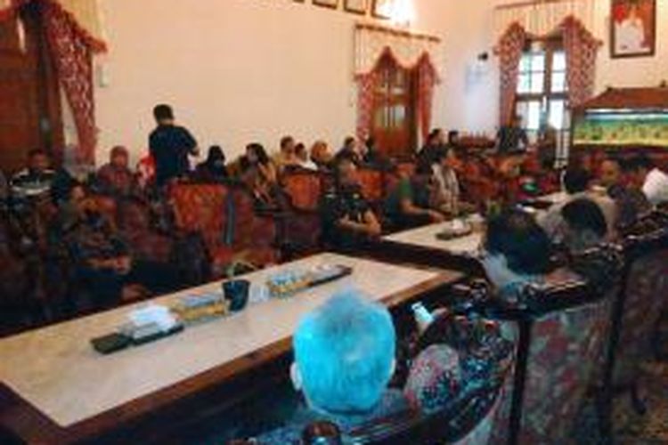 Suasana Ruang tamu Pendopo Sidoarjo.