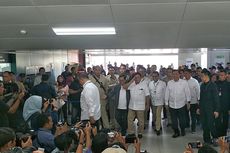 Bersama Pramono Anung dan Budi Gunawan, Prabowo Tiba di Stasiun MRT Lebak Bulus