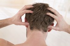 7 Penyebab Rambut Kering pada Laki-laki, Sering Panas-panasan