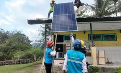 Proyek PLTS untuk Koperasi Merah Putih, IESR Ingatkan Risiko Mangkrak