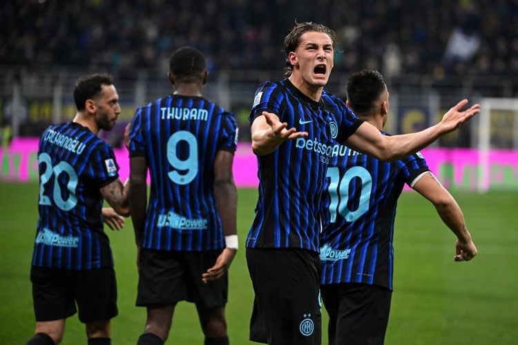 Penyerang Inter Milan, Pio Esposito, merayakan gol dalam laga akbar Serie A antara Inter Milan dan Juventus di Stadion Giuseppe Meazza pada 14 Februari 2026.