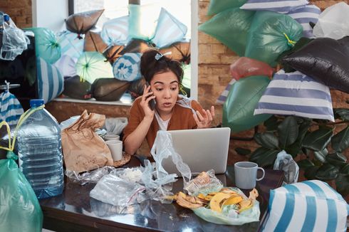 Mengapa Seseorang Bisa Alami Hoarding Disorder? Ini Penjelasannya