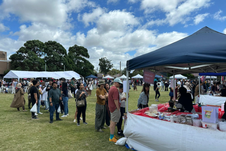 Pemungutan suara di Sydney berlangsung meriah karena dilengkapi dengan pesta rakyat yang menyajikan kuliner Nusantara dalam sebuah bazaar, Sabtu (10/2/2024).