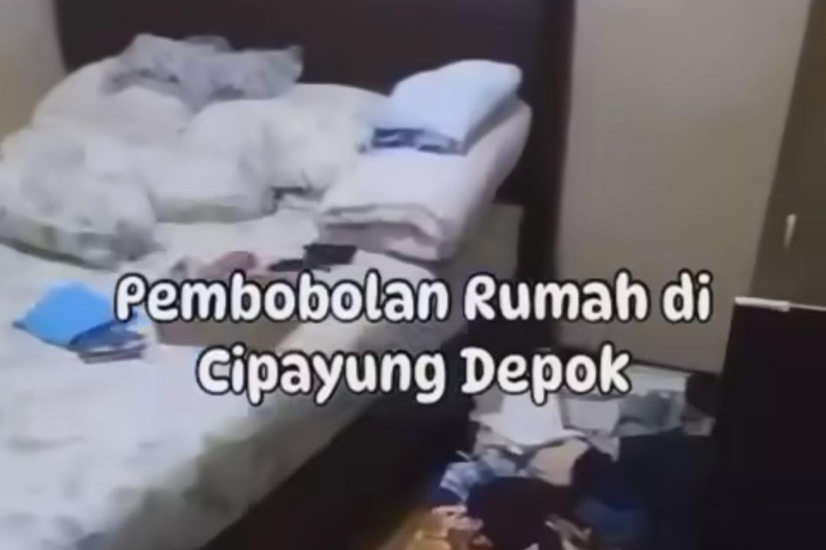 Video maling bobol rumah di Kelurahan Bojong Pondok Terong, Cipayung, Depok, Jawa Barat,.