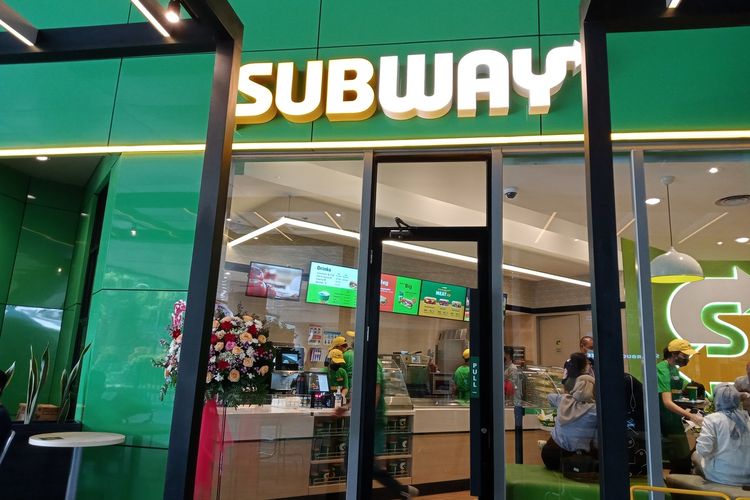 Pembukaan gerai kesebelas Subway di Indonesia yang berlokasi di Lippo Mall Puri Indah, Jakarta Barat.
