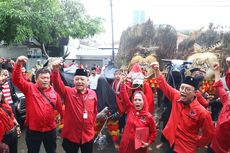 Diiringi Pawai Budaya, PDI-P Jatim Daftarkan 120 Bacaleg Tingkat Provinsi ke KPU