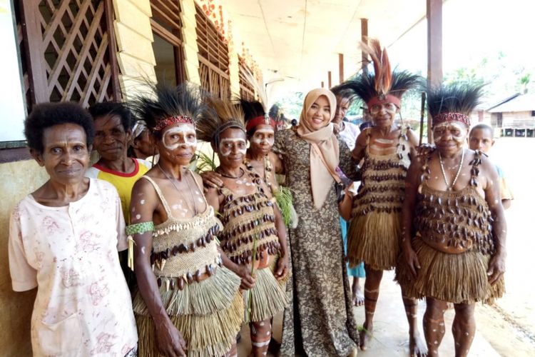 Dokter Amalia, dokter muda yang bertugas di pedalaman Papua.