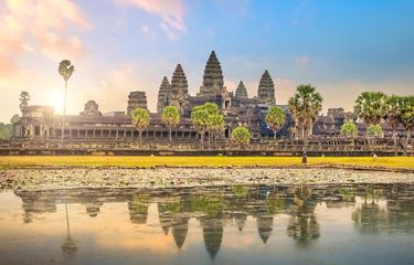 Kerajaan Khmer: Pendiri, Masa Keemasan, dan Keruntuhan Halaman all ...